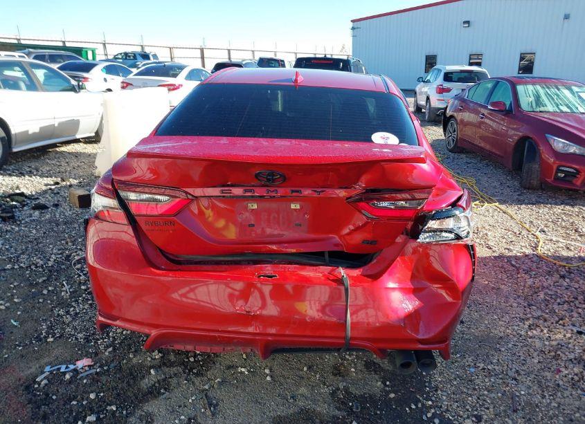 Photo 16 of 2021 Toyota Camry SE (VIN 4T1G11AK3MU417687)