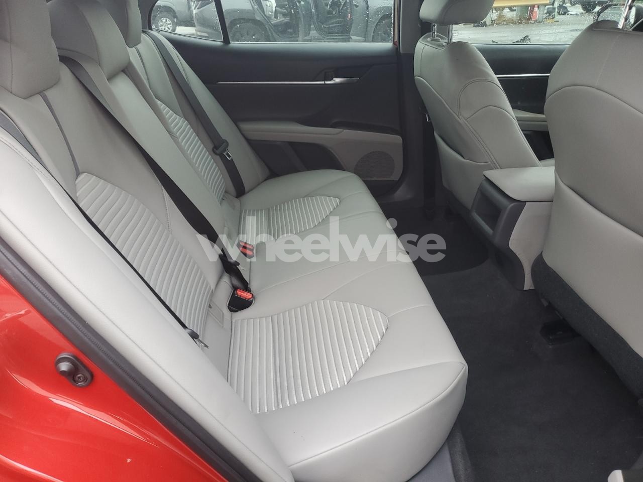 Photo 10 of 2021 TOYOTA CAMRY SE (VIN 4T1G11AK3MU432657)