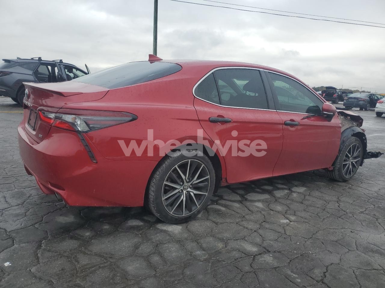 Photo 3 of 2021 TOYOTA CAMRY SE (VIN 4T1G11AK3MU432657)