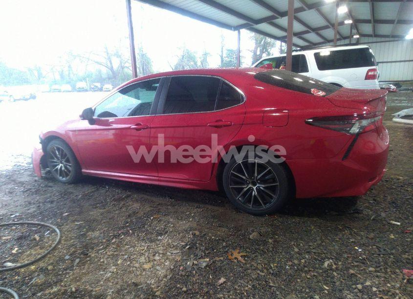 Photo 14 of 2021 Toyota Camry SE (VIN 4T1G11AK3MU453959)