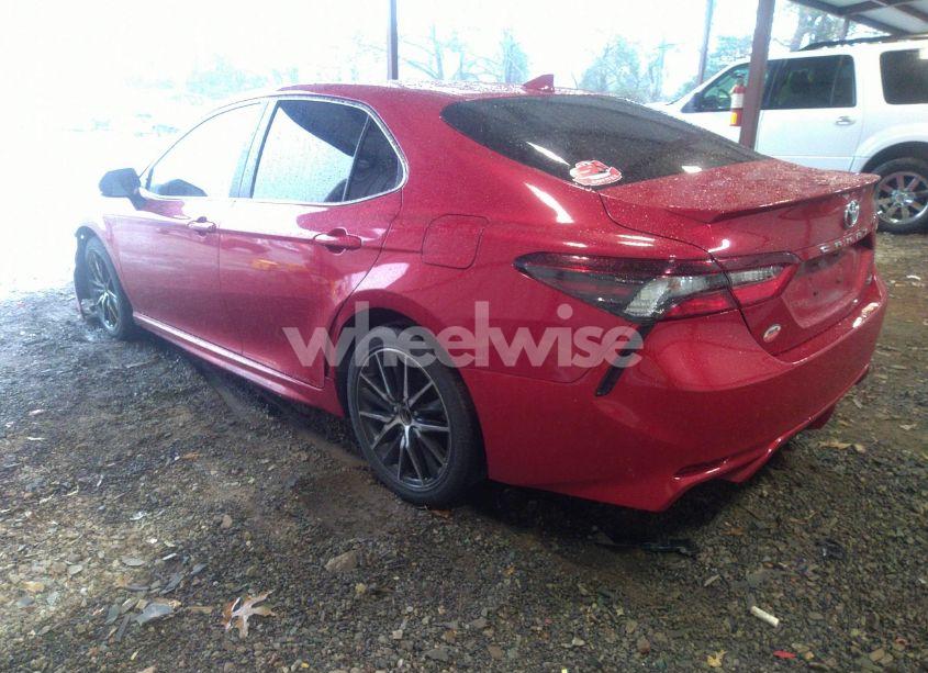 Photo 3 of 2021 Toyota Camry SE (VIN 4T1G11AK3MU453959)