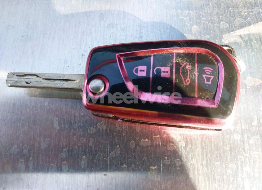 Photo 11 of 2021 Toyota Camry SE (VIN 4T1G11AK3MU469885)