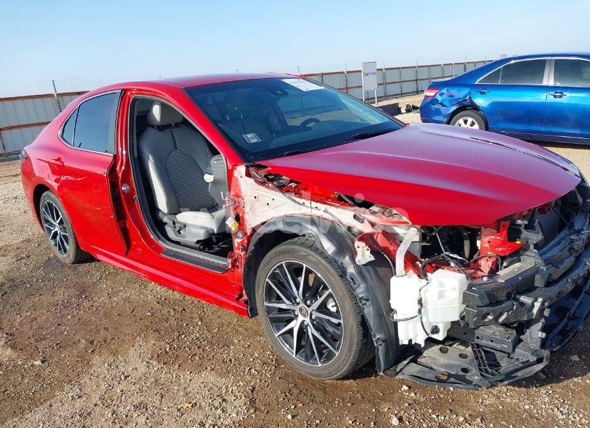 Photo 6 of 2021 Toyota Camry SE (VIN 4T1G11AK3MU469885)