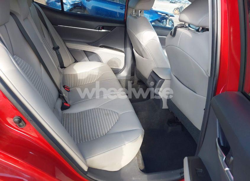 Photo 8 of 2021 Toyota Camry SE (VIN 4T1G11AK3MU469885)