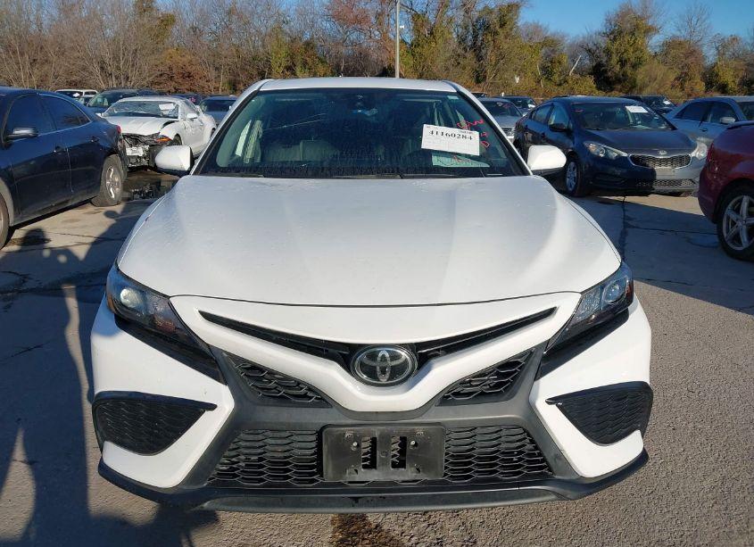 Photo 12 of 2021 Toyota Camry SE (VIN 4T1G11AK3MU493958)