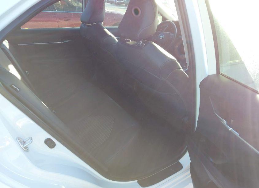 Photo 8 of 2021 Toyota Camry SE (VIN 4T1G11AK3MU493958)