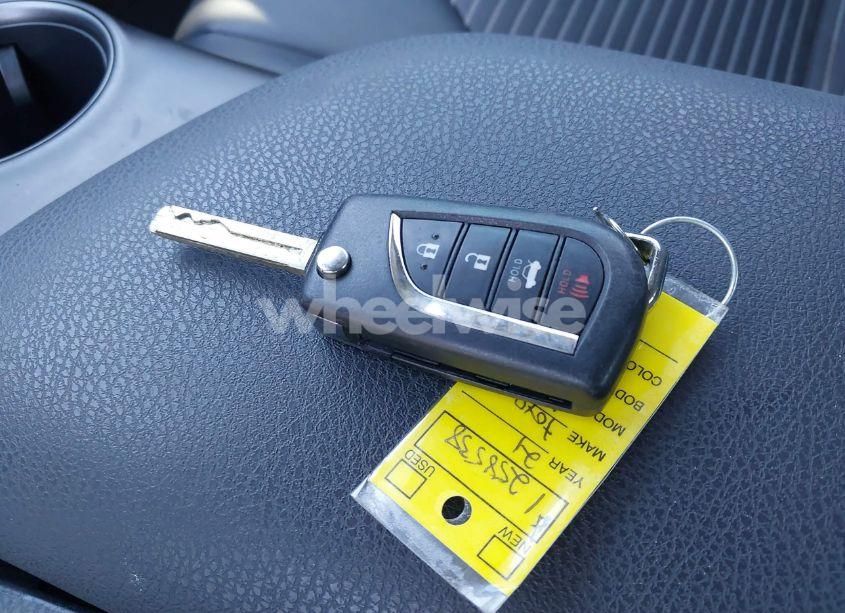 Photo 11 of 2021 Toyota Camry SE (VIN 4T1G11AK3MU527168)