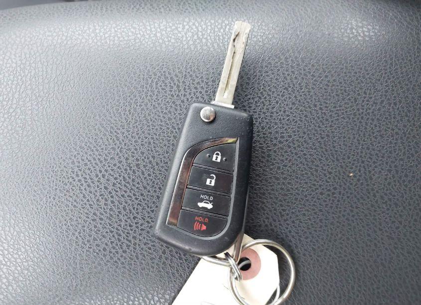 Photo 11 of 2021 Toyota Camry SE (VIN 4T1G11AK3MU552359)