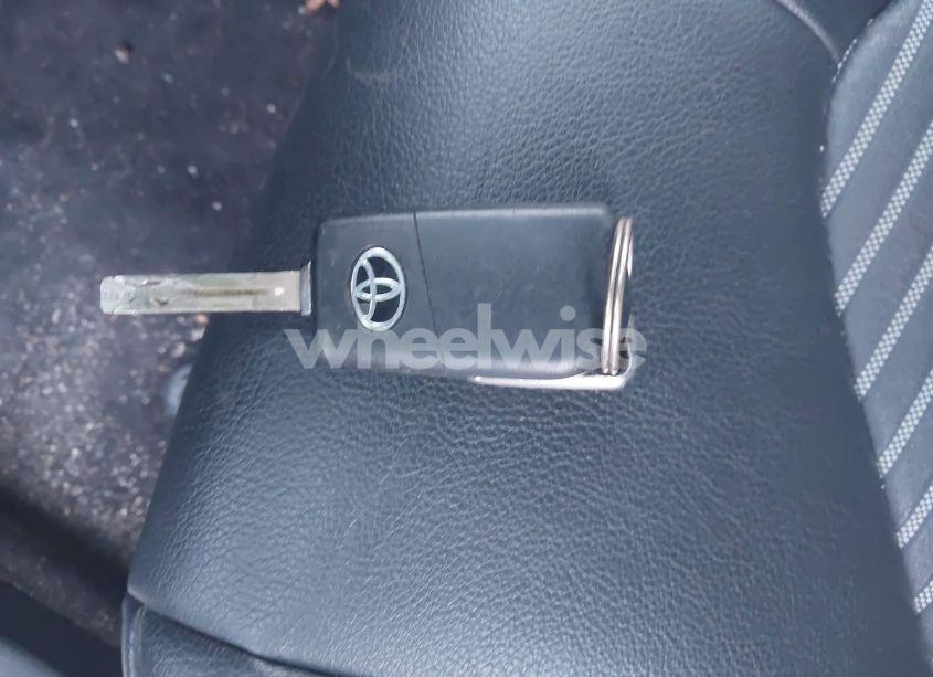 Photo 11 of 2021 Toyota Camry SE (VIN 4T1G11AK3MU553348)