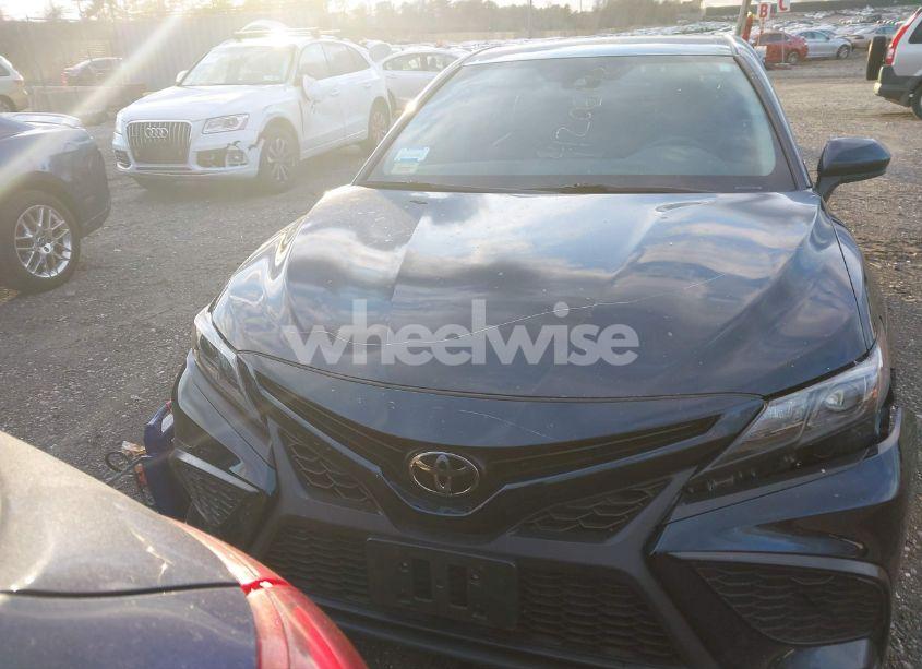 Photo 12 of 2021 Toyota Camry SE (VIN 4T1G11AK3MU553348)