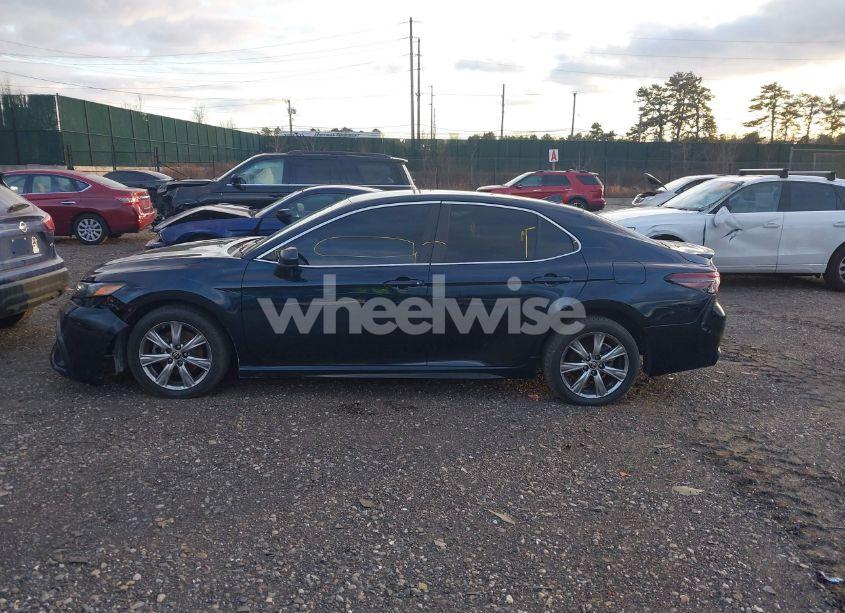 Photo 14 of 2021 Toyota Camry SE (VIN 4T1G11AK3MU553348)