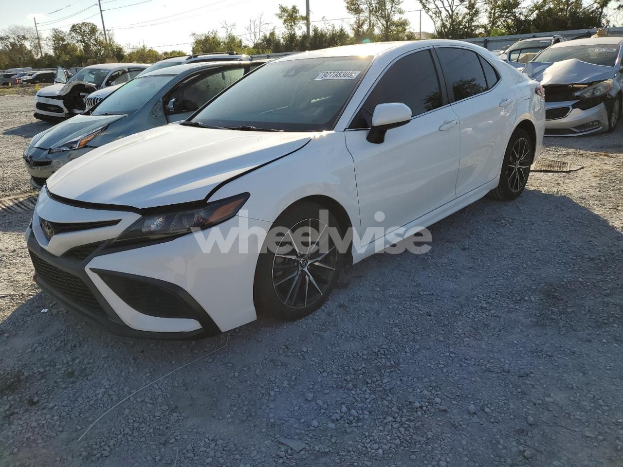 2021 TOYOTA CAMRY SE (VIN 4T1G11AK3MU608865) main photo