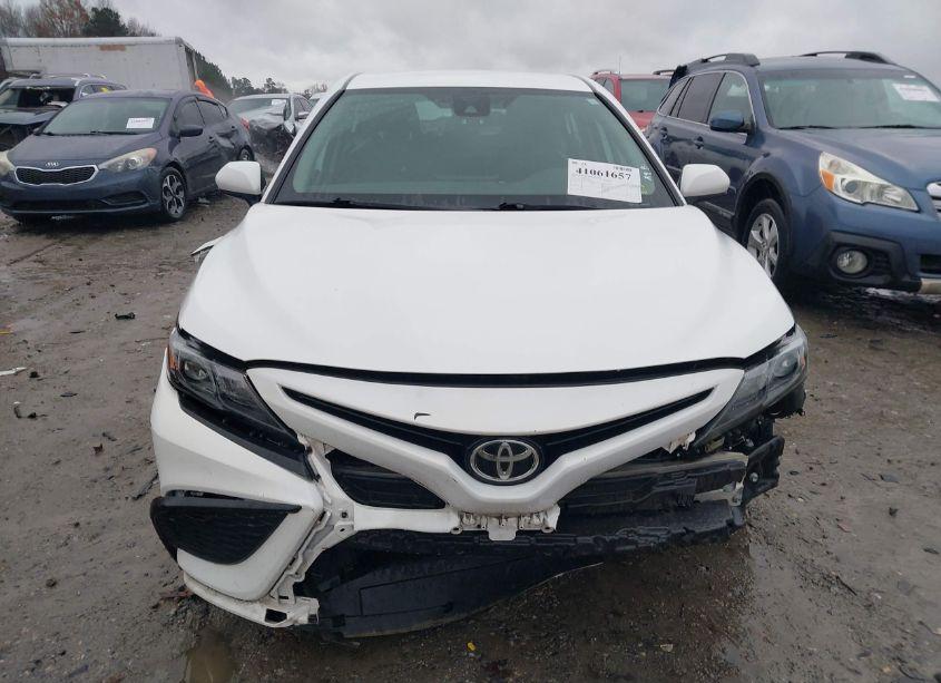 Photo 12 of 2021 Toyota Camry SE (VIN 4T1G11AK3MU610051)