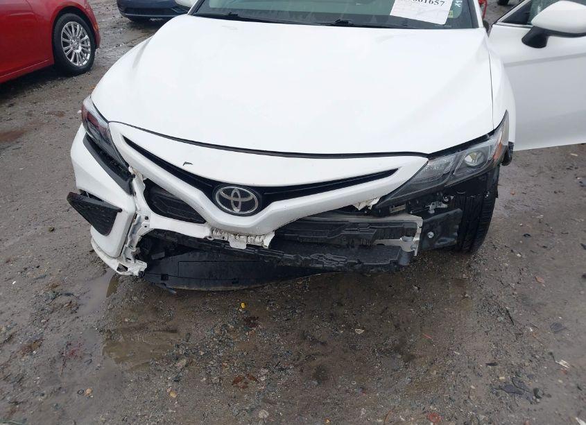 Photo 6 of 2021 Toyota Camry SE (VIN 4T1G11AK3MU610051)