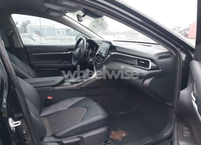 Photo 5 of 2022 Toyota Camry SE NIGHTSHADE EDITION (VIN 4T1G11AK3NU007327)