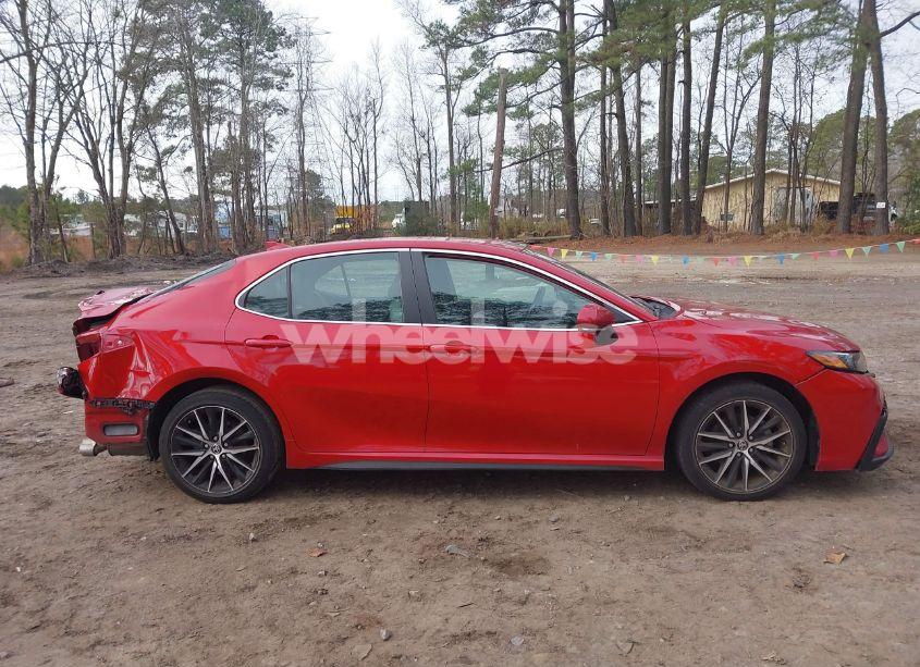 Photo 14 of 2022 Toyota Camry SE (VIN 4T1G11AK3NU019896)