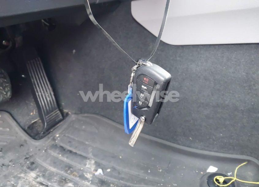 Photo 11 of 2022 Toyota Camry SE (VIN 4T1G11AK3NU034835)