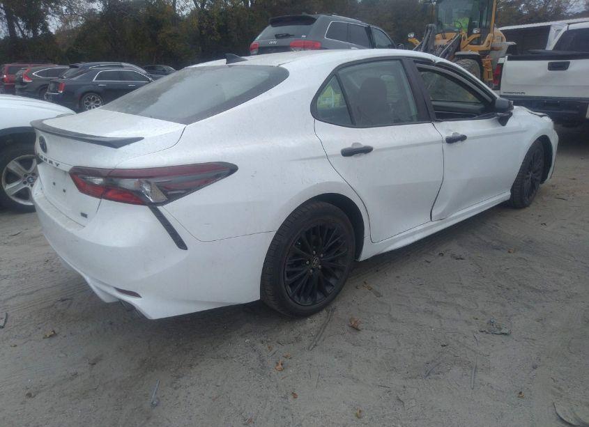 Photo 4 of 2022 Toyota Camry SE NIGHTSHADE EDITION (VIN 4T1G11AK3NU063185)