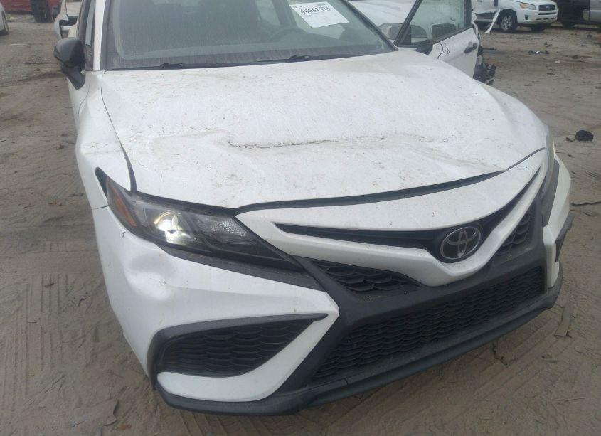 Photo 6 of 2022 Toyota Camry SE NIGHTSHADE EDITION (VIN 4T1G11AK3NU063185)