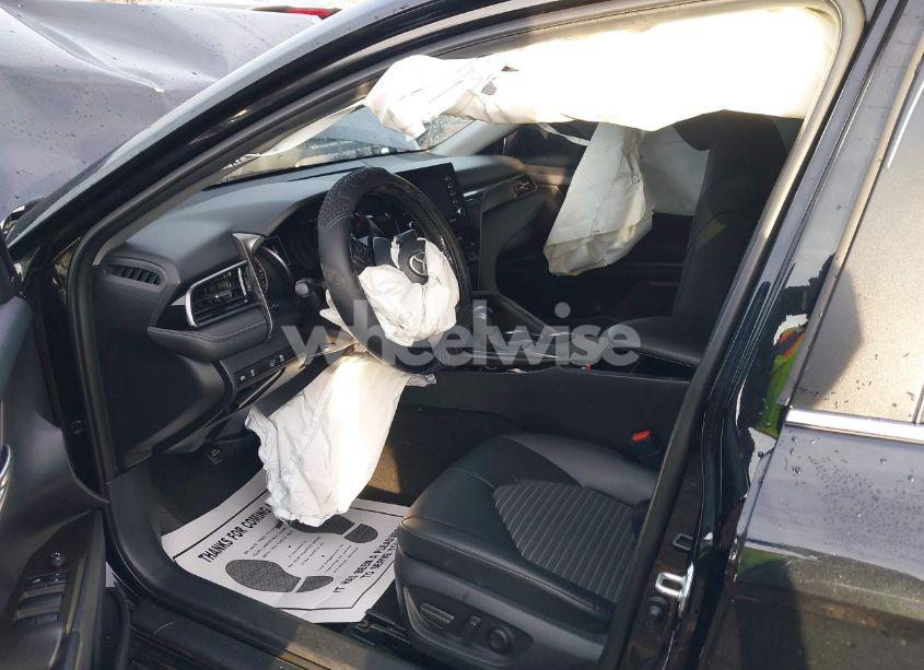 Photo 5 of 2022 Toyota Camry SE (VIN 4T1G11AK3NU072940)