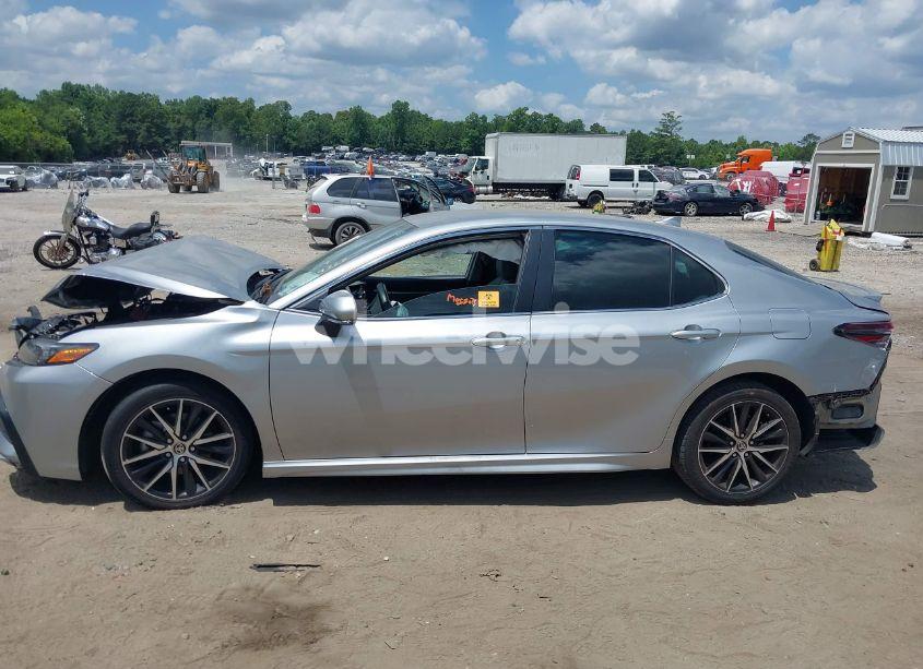Photo 14 of 2022 Toyota Camry SE (VIN 4T1G11AK3NU619317)
