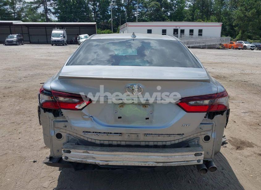 Photo 16 of 2022 Toyota Camry SE (VIN 4T1G11AK3NU619317)