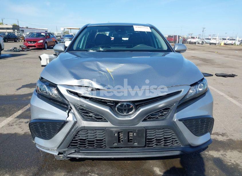 Photo 12 of 2022 Toyota Camry SE (VIN 4T1G11AK3NU638448)