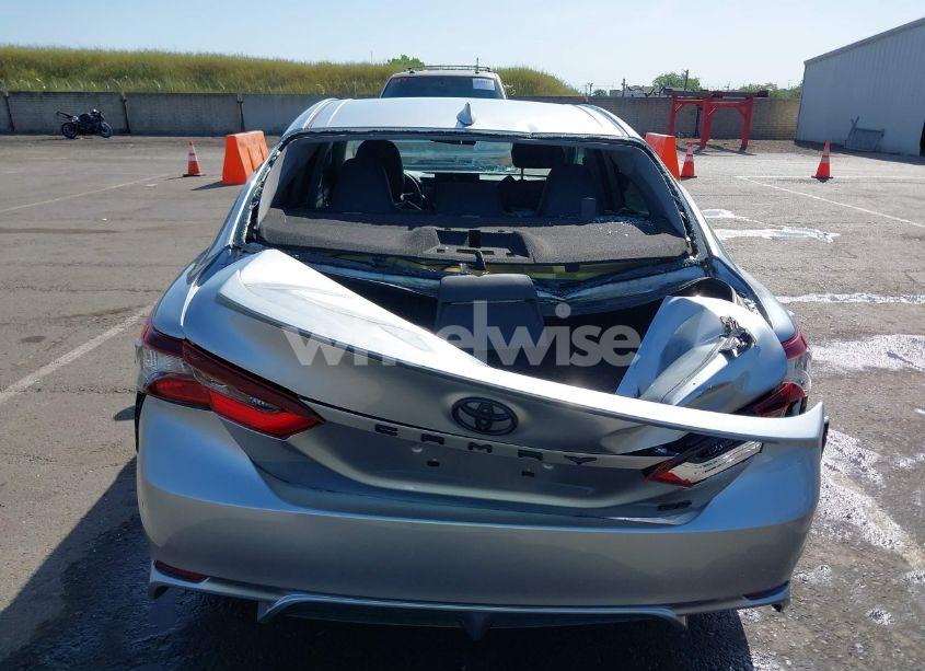 Photo 16 of 2022 Toyota Camry SE (VIN 4T1G11AK3NU638448)