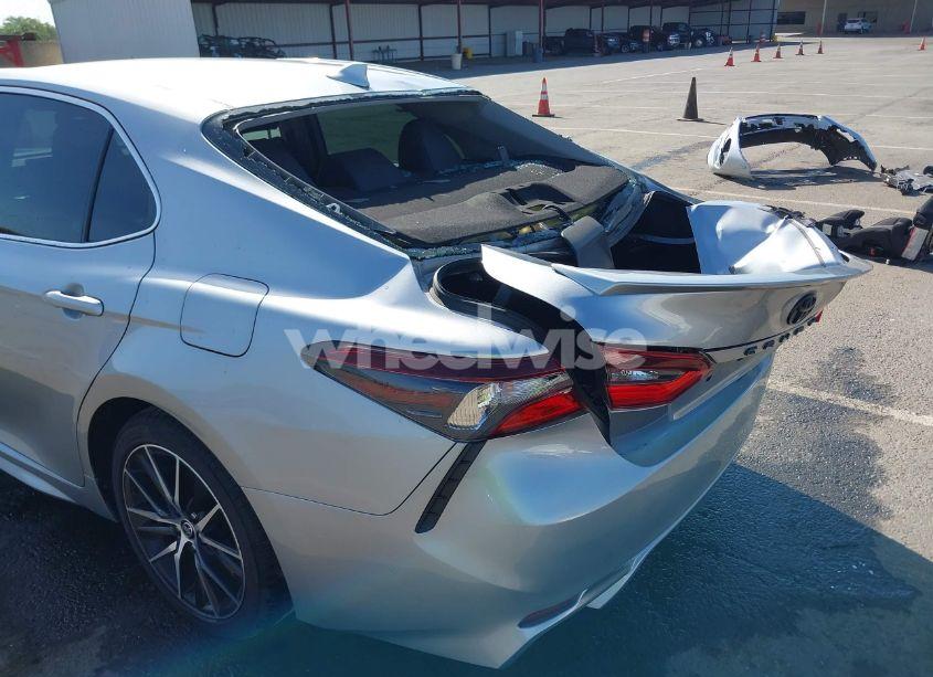 Photo 6 of 2022 Toyota Camry SE (VIN 4T1G11AK3NU638448)