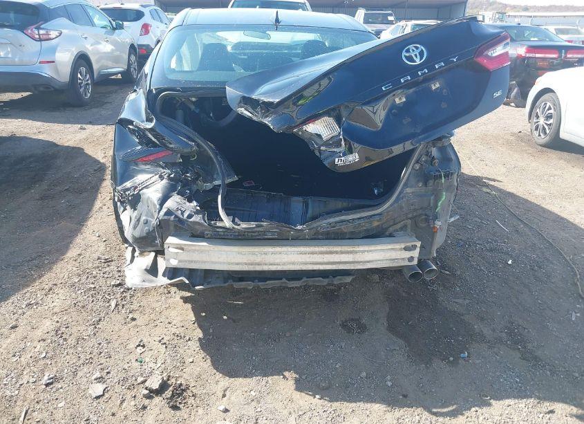 Photo 17 of 2022 Toyota Camry SE (VIN 4T1G11AK3NU644718)