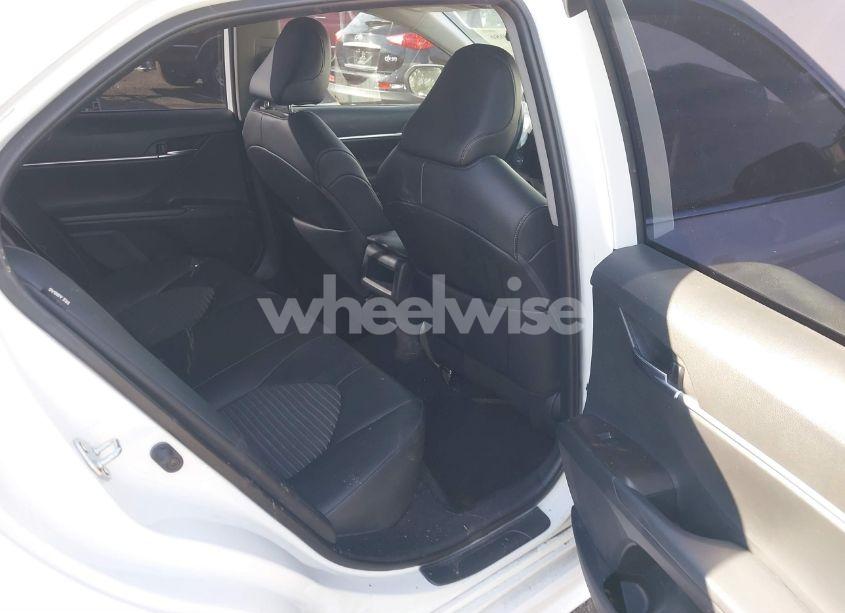 Photo 8 of 2022 Toyota Camry SE (VIN 4T1G11AK3NU645240)