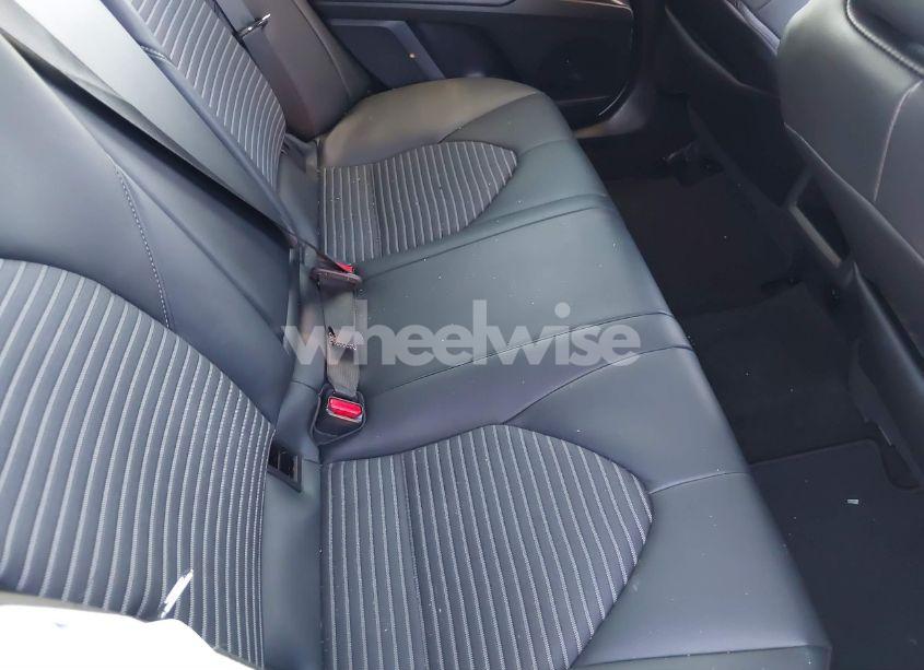 Photo 8 of 2022 Toyota Camry SE (VIN 4T1G11AK3NU646260)