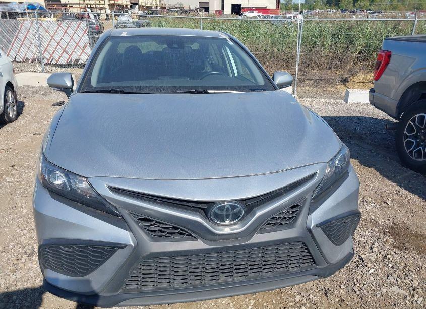 Photo 12 of 2022 Toyota Camry SE (VIN 4T1G11AK3NU660241)