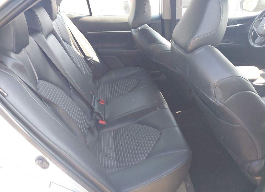 Photo 8 of 2022 Toyota Camry SE (VIN 4T1G11AK3NU660241)