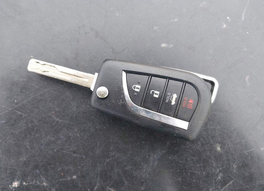 Photo 11 of 2022 Toyota Camry SE (VIN 4T1G11AK3NU684474)