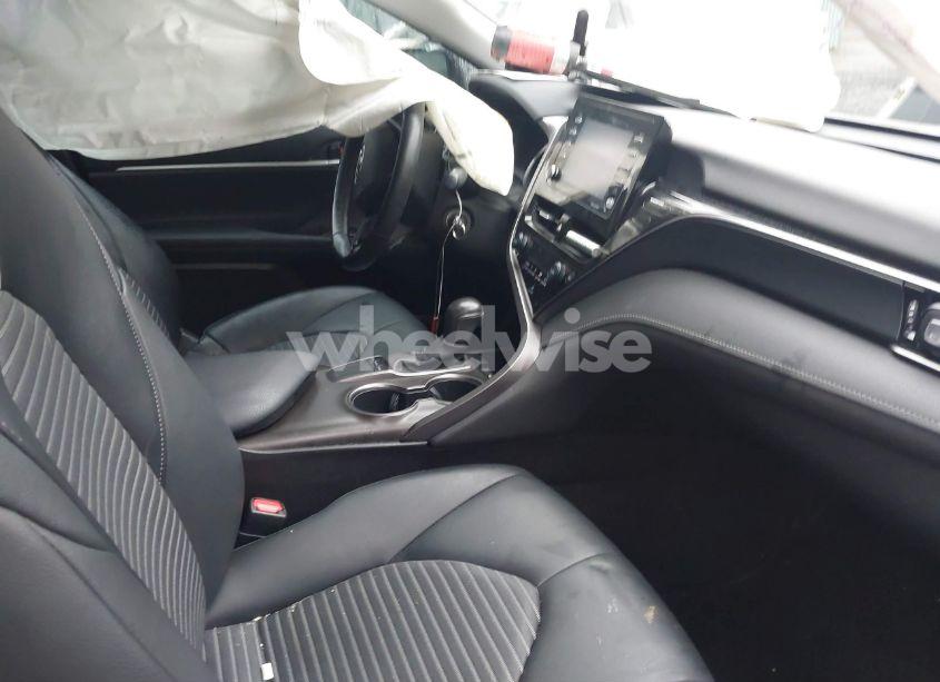 Photo 5 of 2022 Toyota Camry SE (VIN 4T1G11AK3NU715285)