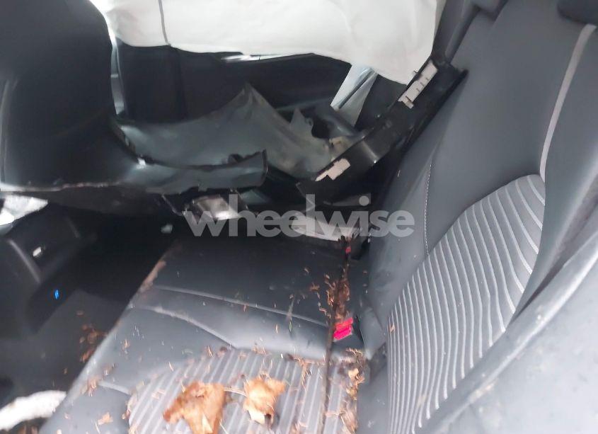 Photo 8 of 2022 Toyota Camry SE (VIN 4T1G11AK3NU715285)