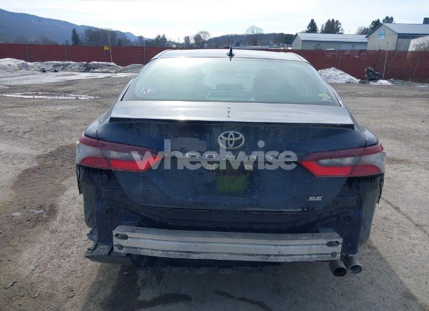 Photo 17 of 2022 Toyota Camry SE (VIN 4T1G11AK3NU715805)