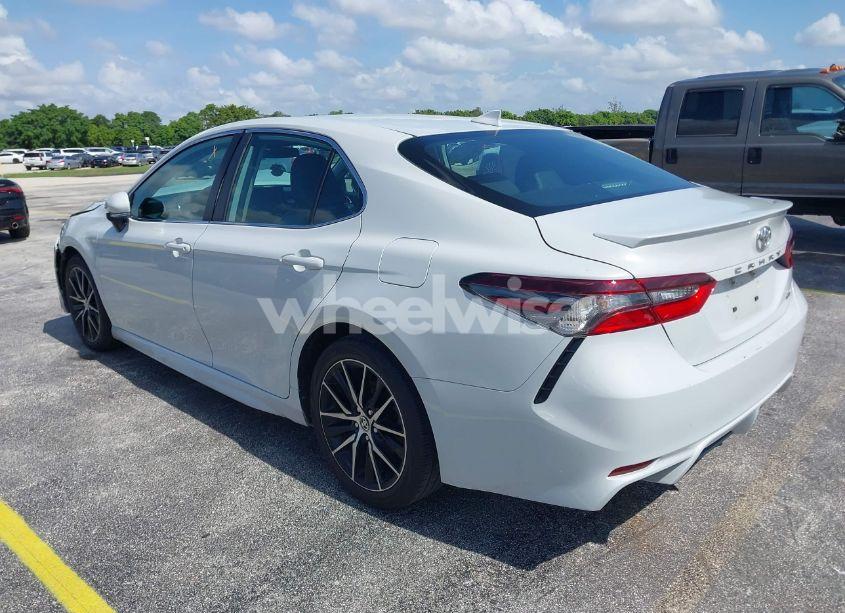 Photo 3 of 2023 Toyota Camry SE/SE NIGHTSHADE EDITION/SE NIGHTSHADE EDITION HYBRID (VIN 4T1G11AK3PU110802)