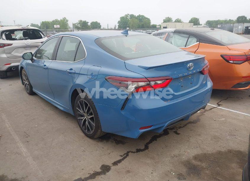 Photo 3 of 2023 Toyota Camry SE (VIN 4T1G11AK3PU172927)