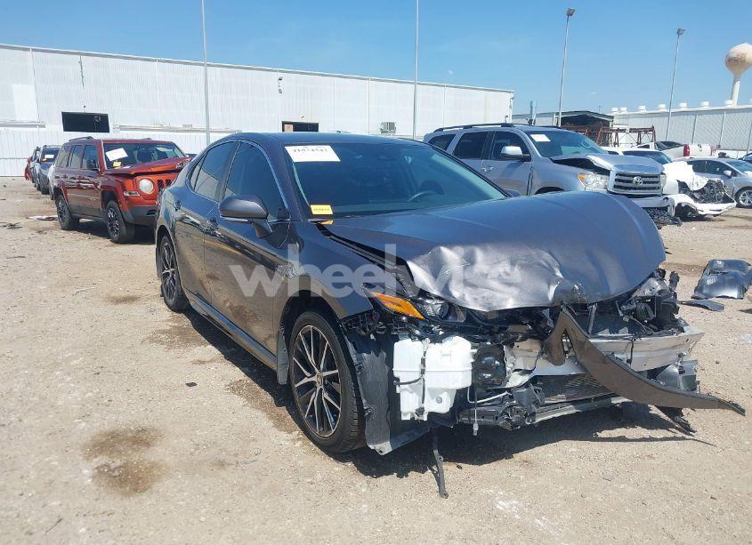 2023 Toyota Camry SE (VIN 4T1G11AK3PU735202) main photo