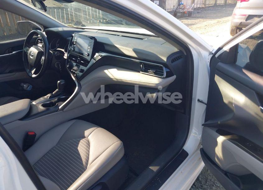 Photo 5 of 2023 Toyota Camry SE (VIN 4T1G11AK3PU748208)