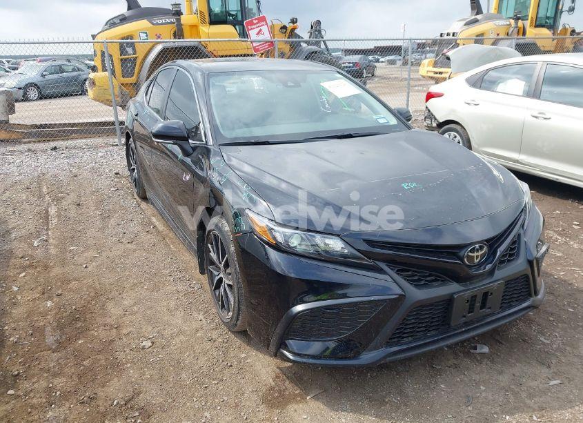 2023 Toyota Camry SE (VIN 4T1G11AK3PU761816) main photo