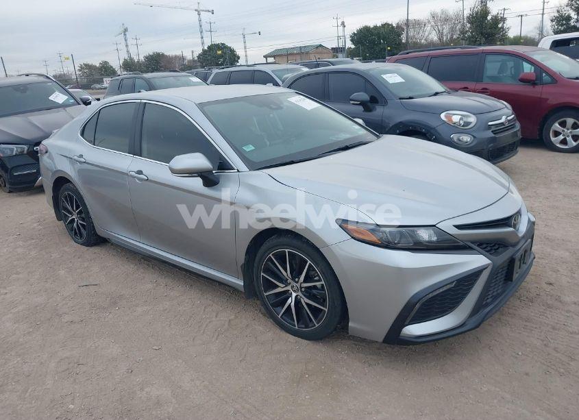 2023 Toyota Camry SE (VIN 4T1G11AK3PU793410) main photo