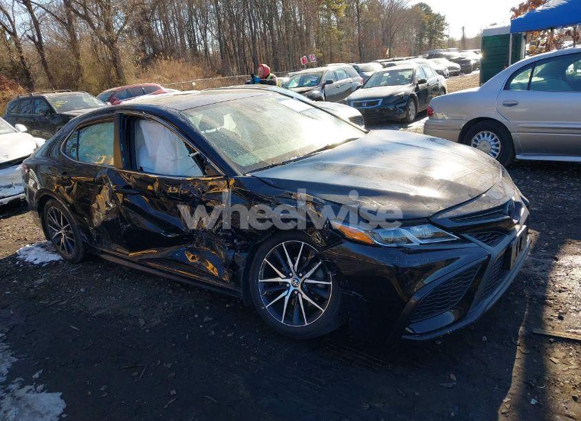 Photo 13 of 2023 Toyota Camry SE (VIN 4T1G11AK3PU819990)