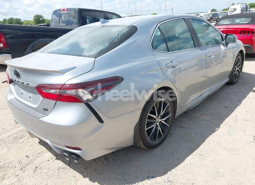 Photo 4 of 2024 Toyota Camry SE (VIN 4T1G11AK3RU199192)