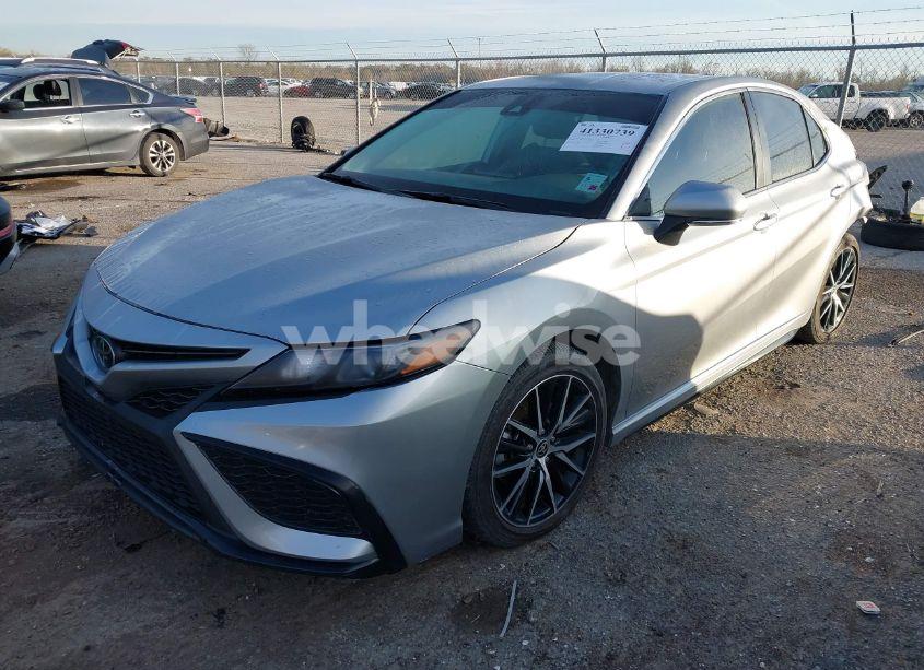 Photo 2 of 2024 Toyota Camry SE (VIN 4T1G11AK3RU209378)