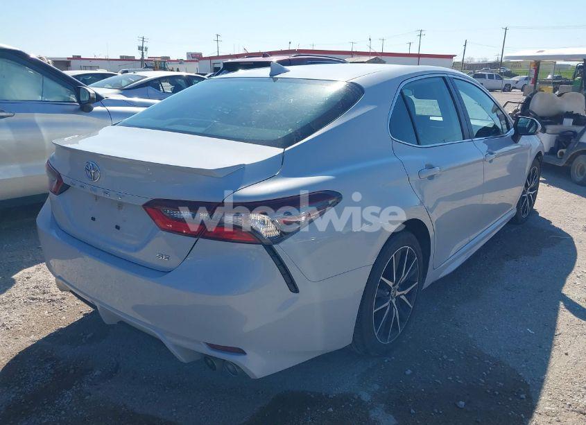 Photo 4 of 2024 Toyota Camry SE (VIN 4T1G11AK3RU216797)