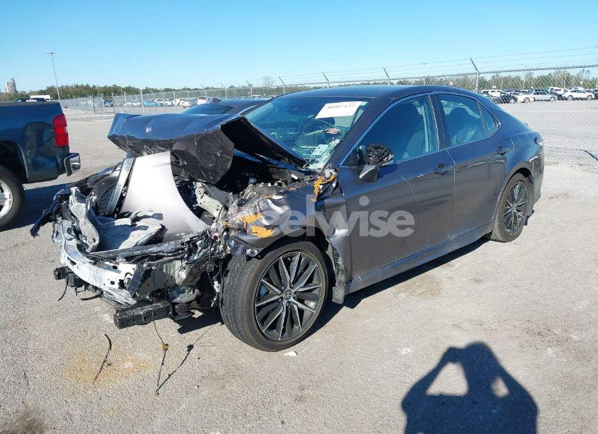 Photo 2 of 2024 Toyota Camry SE (VIN 4T1G11AK3RU217609)