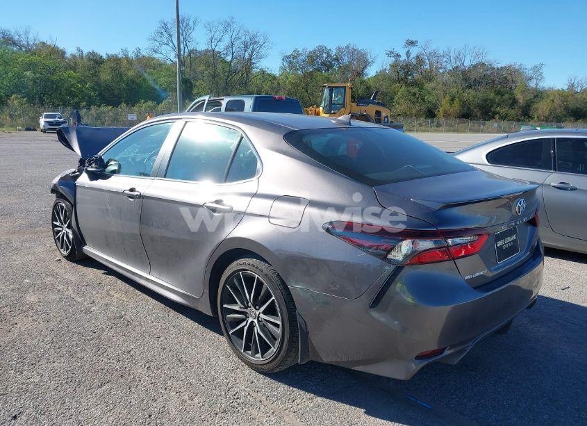 Photo 3 of 2024 Toyota Camry SE (VIN 4T1G11AK3RU217609)